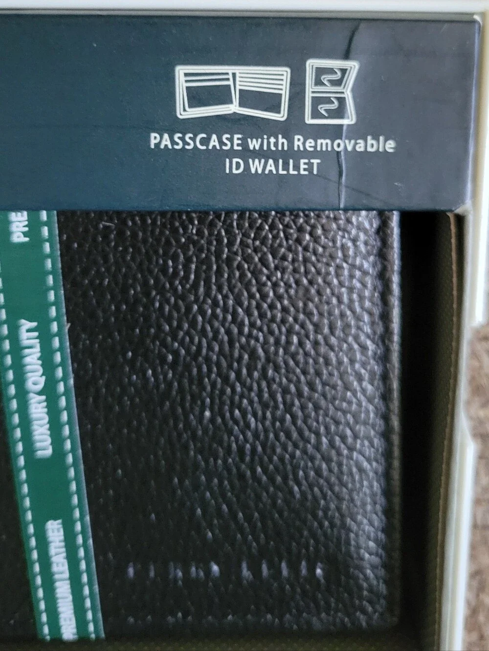 NIB Men's Perry Ellis Portfolio Leather Wallet with Passcase with  Removable ID